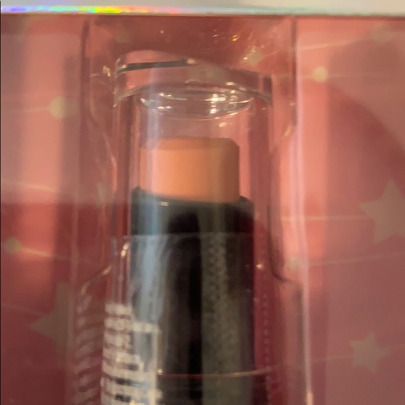 NWOT Wet n Wild Glam wonderland lipstick set - Picture 6 of 8